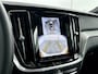 Volvo V60 T6 Recharge Ultra Dark | 19" | Sportstoelen | Trekhaak | Panoramadak | Head-up | 360 Camera | Harman Kardon | Elektr. verst. Stoelen | Full LED | Adaptieve Cruise | BLIS