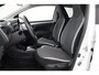 Toyota Aygo 1.0 VVT-i x-joy | Apple Carplay / Android Auto | Clima | Camera | 15 inch | Bluetooth | DAB | Privacy glas