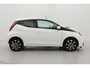 Toyota Aygo 1.0 VVT-i x-joy | Apple Carplay / Android Auto | Clima | Camera | 15 inch | Bluetooth | DAB | Privacy glas
