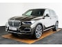 BMW X5 xDrive45e High Executive xLine - Panoramadak - Trekhaak - Comfortstoelen - Warmte Comfort Pack - Massage/Ventilatie stoelen - Comfort Access - Soft Close - Driving Assistant Professional - Harman Kardon -