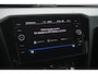 Volkswagen Passat Variant 1.5 TSI Comfort Business; Massage; Apple carplay; Camera; ACC; Dealeronderhouden