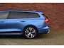 Volvo V60 T6 340PK Recharge AWD R-Design | Trekhaak | Climate Pro | Park Assist | Lighting |