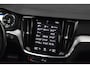 Volvo V60 T6 340PK Recharge AWD R-Design | Trekhaak | Climate Pro | Park Assist | Lighting |