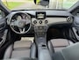 Mercedes-Benz GLA 180 Ambition Style automaat , afneembare trekhaak , panoramaschuifdak