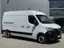 Renault Master T35 2.3 dCi 135 L2H2 Comfort | AIRCO | PARKEER SENSOREN | IMPERIAAL | TREKHAAK |