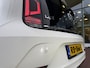Volkswagen Up! 1.0 BMT high up! / Camera / Cruise control / Climate / Stoelverwarming / Parkeerhulp A