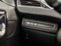 Peugeot 208 1.2 PureTech Sport Automaat (PANORAMADAK, APPLE CARPLAY, NAVIGATIE, CLIMATE, SPORTSTOELEN, CRUISE, GETINT GLAS, LM VELGEN, NIEUWSTAAT)