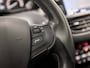 Peugeot 208 1.2 PureTech Sport Automaat (PANORAMADAK, APPLE CARPLAY, NAVIGATIE, CLIMATE, SPORTSTOELEN, CRUISE, GETINT GLAS, LM VELGEN, NIEUWSTAAT)