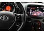 Toyota Aygo 1.0 VVT-i x-play | Airco | Parkeercamera | Apple carplay - Android auto |