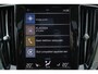 Volvo V60 T5 Inscription - Parkeercamera achter - Verwarmde voorstoelen - Parkeersensoren voor & achter - Elektr. bedienb. bestuurdersstoel met geheugen - Apple Carplay & Android Auto - High Performance audio - Cruise control - 18' LMV
