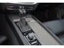 Volvo V60 T5 Inscription - Parkeercamera achter - Verwarmde voorstoelen - Parkeersensoren voor & achter - Elektr. bedienb. bestuurdersstoel met geheugen - Apple Carplay & Android Auto - High Performance audio - Cruise control - 18' LMV