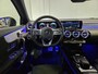 Mercedes-Benz A-klasse 180 Business Solution AMG / Panoramadak / Night Pakket / Sfeerverl. / NL Auto