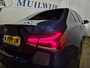 Mercedes-Benz A-klasse 180 Business Solution AMG / Panoramadak / Night Pakket / Sfeerverl. / NL Auto
