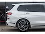 BMW X7 xDrive40i 7p | Skylounge | Alcantara