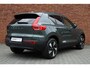 Volvo EX40 Single Motor Extended Range Business Ed. 82 kWh | Semi-Elektrische Trekhaak | Verwarmbare voorstoelen+stuurwiel | Premium audio by Harman Kardon | 360 graden camera | Adaptieve cruise control | BLIS | Extra getint glas | 19 inch. lichtmetalen velgen
