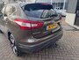 Nissan Qashqai 1.2 N-Connecta. Navigatie, Trekhaak lage km. stand. NL auto