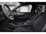 Volvo EX40 Single Motor Extended Range Plus Black Ed. 82 kWh | Verwarmbare voorstoelen+stuurwiel | Premium audio by Harman Kardon | Warmtepomp | 360 graden camera | Apple carplay/Android auto | 20 inch Lichtmetalen velgen