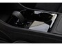 Volvo EX40 Single Motor Extended Range Plus Black Ed. 82 kWh | Verwarmbare voorstoelen+stuurwiel | Premium audio by Harman Kardon | Warmtepomp | 360 graden camera | Apple carplay/Android auto | 20 inch Lichtmetalen velgen