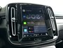 Volvo XC40 Recharge Twin Pro | Panoramadak | 360° camera | Harman Kardon | Stoel- en Stuurverwarming | Trekhaak