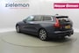 Volvo V60 2.0 T6 PHEV Twin Engine AWD Momentum Pro - Leer, Trekhaak