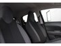 Peugeot 108 1.0 e-VTi Allure | Navi by app | Climate control | Camera | LED | Mistlampen | Lichtmetaal |
