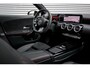 Mercedes-Benz A-klasse 180 AMG | Rijassistentiepakket | Panoramadak | Stoelverwarming | Achteruitrijcamera