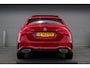 Mercedes-Benz A-klasse 180 AMG | Rijassistentiepakket | Panoramadak | Stoelverwarming | Achteruitrijcamera