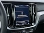 Volvo V60 2.0 T6 Plug-in hybrid AWD Ultra Dark Trekhaak | Panorama Dak | LMV | NAP |