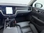 Volvo V60 2.0 T6 Plug-in hybrid AWD Ultra Dark Trekhaak | Panorama Dak | LMV | NAP |