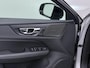 Volvo V60 2.0 T6 Plug-in hybrid AWD Ultra Dark Trekhaak | Panorama Dak | LMV | NAP |
