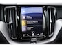 Volvo XC60 2.0 T5 R-Design | HUD | Panoramadak | Leder | Trekhaak | Camera | ACC |