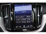 Volvo XC60 2.0 T5 R-Design | HUD | Panoramadak | Leder | Trekhaak | Camera | ACC |