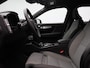 Volvo XC40 2.0 B4 Plus Dark / Trekhaak / Harman Kardon / Elektr. bed. stoelen / Stoel+stuur+voorruitverwarming