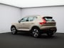 Volvo XC40 2.0 B4 Plus Dark / Trekhaak / Harman Kardon / Elektr. bed. stoelen / Stoel+stuur+voorruitverwarming