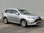Mitsubishi Outlander 2.4 PHEV Intense+ / 1e Eigenaar / Origineel Nederlands geleverd / All Season banden / Full LED / Navigatie / Apple CarPlay/Android Auto / Stoel/Stuurverwarming / Elektrische achterklep / Schuif/Kanteldak /
