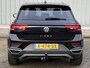 Volkswagen T-Roc 1.5 TSI Sport Business R / All season banden / Achteruitrijcamera / Trekhaak / Stoelverwarming / Climate Control /