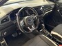 Volkswagen T-Roc 1.5 TSI Sport Business R / All season banden / Achteruitrijcamera / Trekhaak / Stoelverwarming / Climate Control /