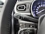 Citroën C3 Plus 83pk | Navigatie | Climate Control | Cruise Control | Parkeersensoren | Elektrisch inklapbare spiegels | Stof/kunstlederen comfortstoelen | Stoelverwarming | Armsteun | Bluetooth | Apple Carplay / Android Auto | DAB+ radio | Automatisch dimlicht | Regensensor | Led koplampen | Multifunctioneel stuurwiel |