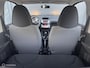 Toyota Aygo 1.0 VVT-i Comfort 5 deurs - AIRCO - EL. RAMEN - CPV - STUURBEKRACHTIGING - RADIO/CD - 2E EIGENAAR - NAP - NL AUTO - APK T/M 01-06-2026 -