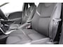 Volvo V40 1.5 T2 Automaat! Polar+ BJ2019 Lmv 16" | Led V+A | Pdc | Navi | Trekhaak | Climate control | Cruise control | Verwarmde voorstoelen | Getint glas