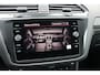Volkswagen Tiguan 2.0 TSI 4Motion R-Line Black Style (Panoramadak Carplay ViertualCockpit ACC 360Camera IQ-Light Trekhaak 20InchLMV PrivacyGlass)