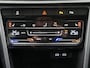 Volkswagen T-Roc 1.5 TSI Style Automaat - Navigatie - Park Assist - Stoelverwarming - ACC
