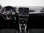Volkswagen T-Roc 1.5 TSI Style Automaat - Navigatie - Park Assist - Stoelverwarming - ACC