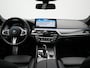 BMW 5-Serie Touring 530e M Sport Plug In Hybrid 294pk PHEV | Adaptive Cruise | Laser LED | Head Up | Camera | Lederen Sportstoelen & Stuur Verwarmd | Sfeerverlichting | Apple Carplay | Keyless | Blis | Navigatie | DAB |