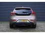Volvo V40 1.6 T4 Momentum - 180 PK - TREKHAAK - CAMERA - KEYLESS - CLIMA - CRUISE -