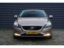 Volvo V40 1.6 T4 Momentum - 180 PK - TREKHAAK - CAMERA - KEYLESS - CLIMA - CRUISE -