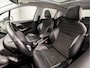 Peugeot 2008 1.2 PureTech Sport (PANORAMADAK, APPLE CARPLAY, NAVIGATIE, CLIMATE, LEDER, SPORTSTOELEN, GETINT GLAS, PARKEERSENSOREN, NIEUWSTAAT)