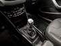 Peugeot 2008 1.2 PureTech Sport (PANORAMADAK, APPLE CARPLAY, NAVIGATIE, CLIMATE, LEDER, SPORTSTOELEN, GETINT GLAS, PARKEERSENSOREN, NIEUWSTAAT)