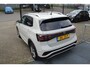 Volkswagen T-Cross 1.0 TSI 2X R-Line KRIJT! Automaat/Navigatie/Virtual cockpit/Adaptive cruise control/Achteruitrijcamera/Parkeersensoren rondom/Apple carplay/Stoelverwarming/Climate control/IQ light/DAB/Draadloze telefoonlader