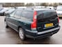 Volvo V70 2.4 Comfort Line Stoelverwarming, Cruise control, Trekhaak (Technisch goed staat),